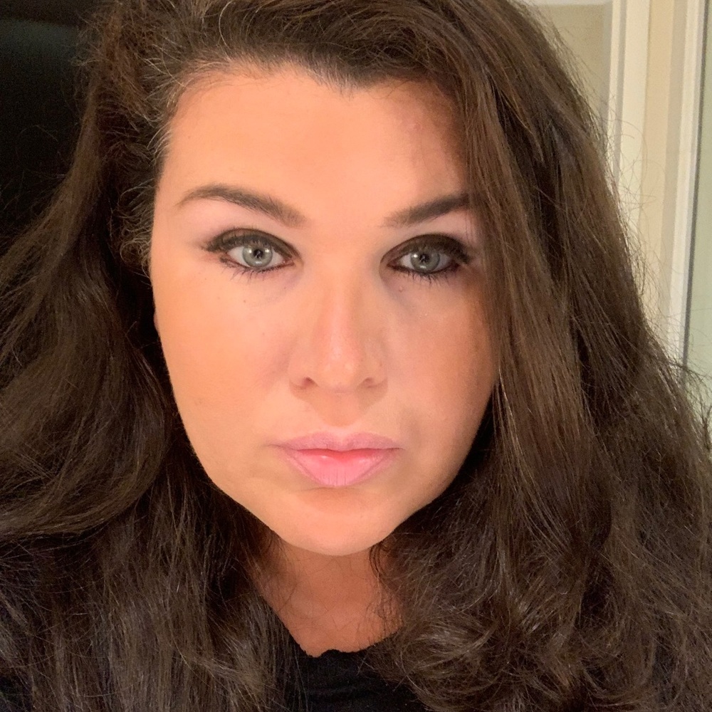 Meet your Posher, Karina